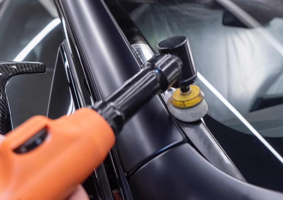 Professional paint polishing